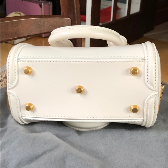 BRAND NEW ALEXANDER MCQUEEN CROSSBODY BAG - Picture 6 of 8